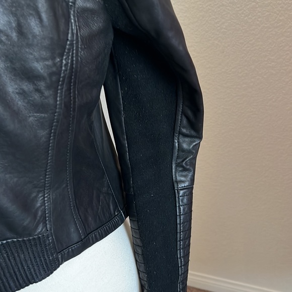 100% Genuine Leather from Bernardo Leathers - Picture 4 of 13